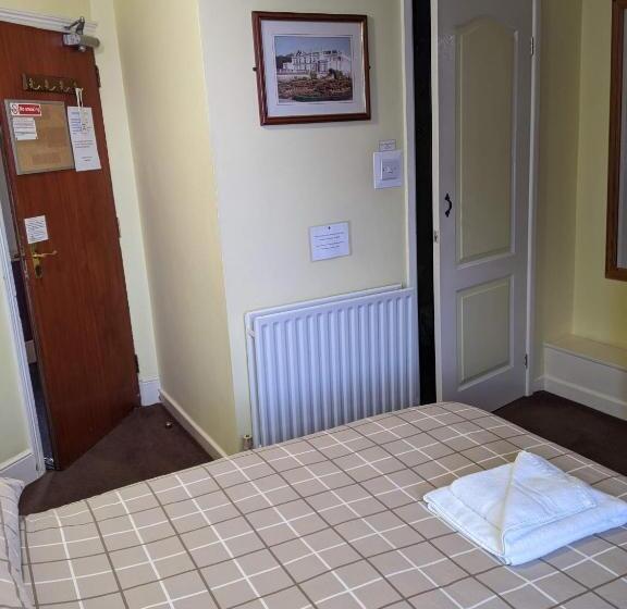 غرفة قياسية فردية, Kingswinford Guest House