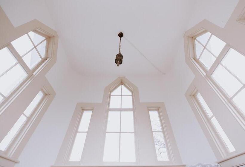 חדר סופריור עם מיטת קינג, Mayhurst Estate