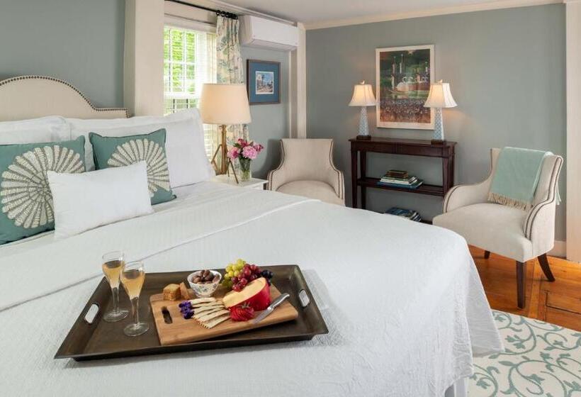 غرفة قياسية سرير كينج, The Inn At Yarmouth Port