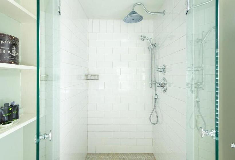 غرفة ديلوكس سرير كينج, The Inn At Yarmouth Port