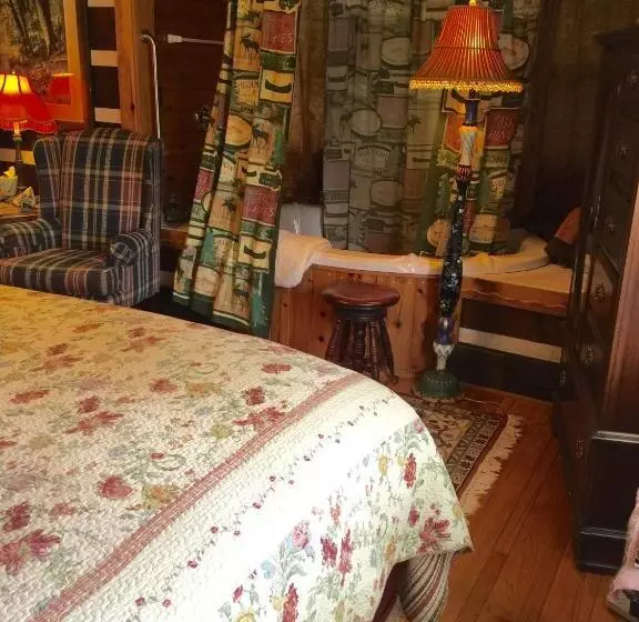キングサイズベッドのデラックスルーム, Creekwalk Inn Bed And Breakfast With Cabins