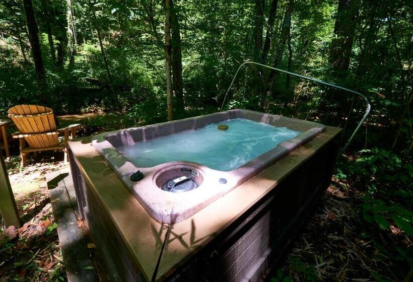 Номер Deluxe Кровать Кинг, Creekwalk Inn Bed And Breakfast With Cabins