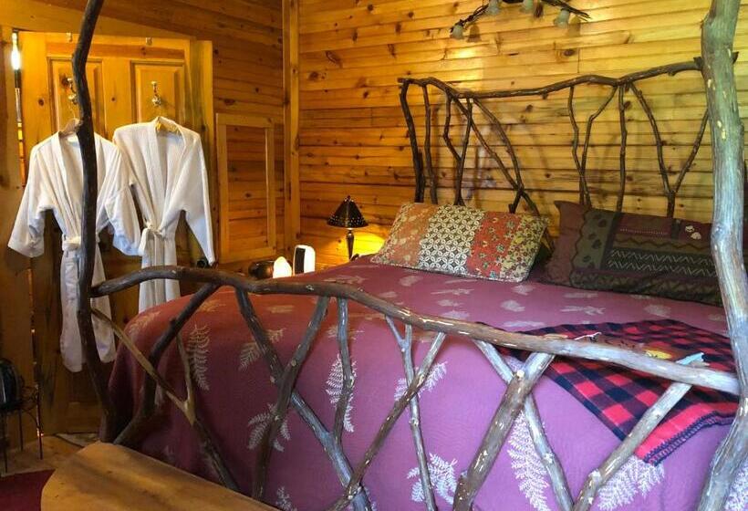 غرفة قياسية سرير كينج, Creekwalk Inn Bed And Breakfast With Cabins