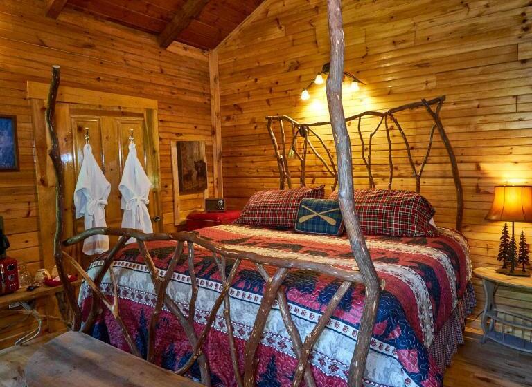 غرفة قياسية سرير كينج, Creekwalk Inn Bed And Breakfast With Cabins