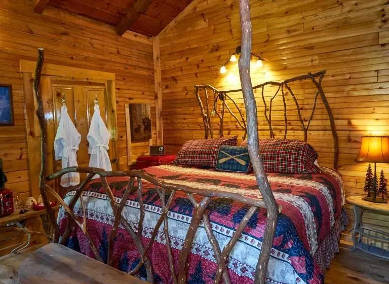 キングサイズベッドのスタンダードルーム, Creekwalk Inn Bed And Breakfast With Cabins