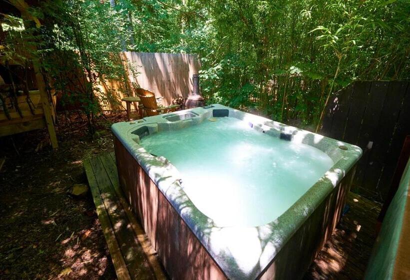 Стандартный Номер Кровать Кинг, Creekwalk Inn Bed And Breakfast With Cabins