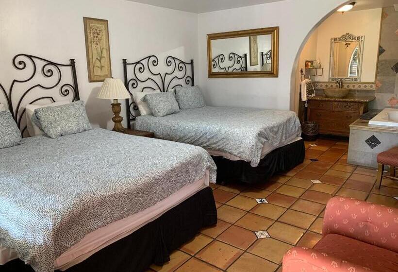 غرفة قياسية مزوَّدة بجاكوزي, Chantico Inn