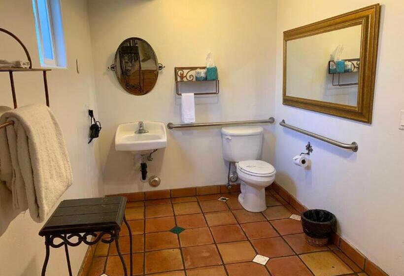 غرفة قياسية لذوى الاحتياجات الخاصة, Chantico Inn