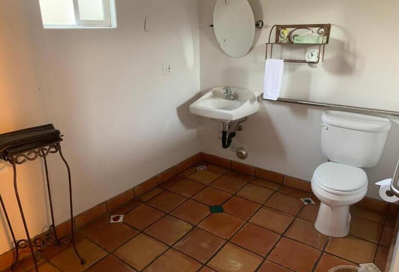 غرفة قياسية لذوى الاحتياجات الخاصة, Chantico Inn