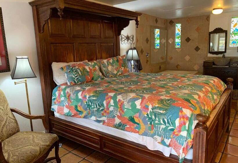 جناح سرير كينج, Chantico Inn