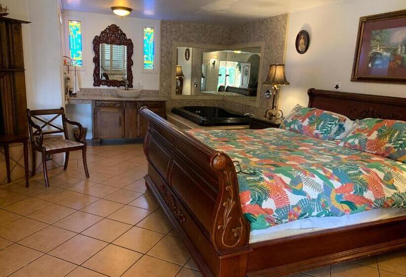 جناح سرير كينج, Chantico Inn