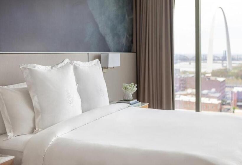 适合残疾人使用的标准间, Four Seasons St Louis