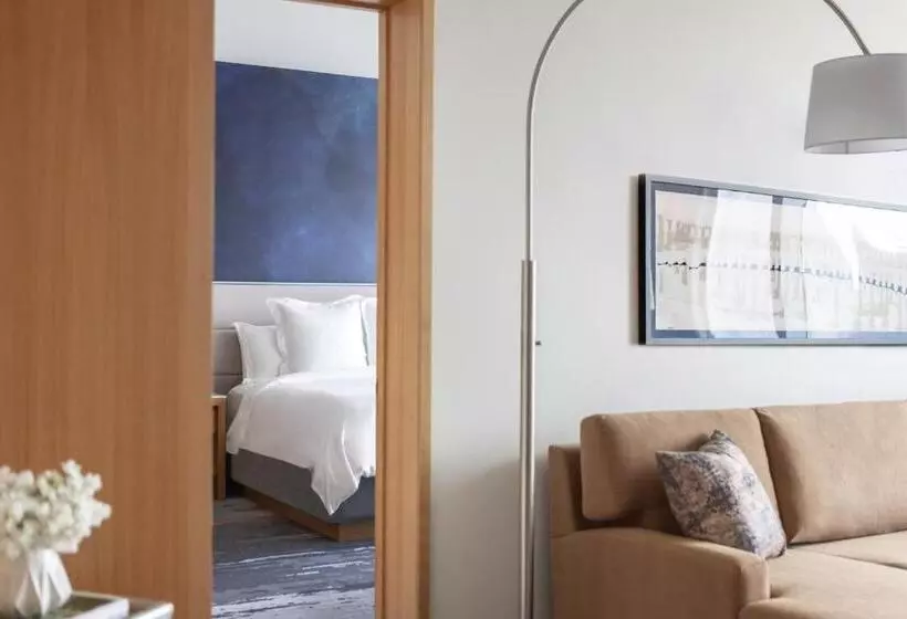 キングサイズベッドのスイートルーム, Four Seasons  St Louis