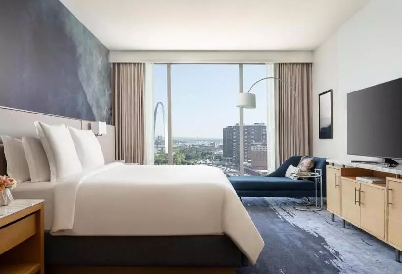 キングサイズベッドのスイートルーム, Four Seasons  St Louis
