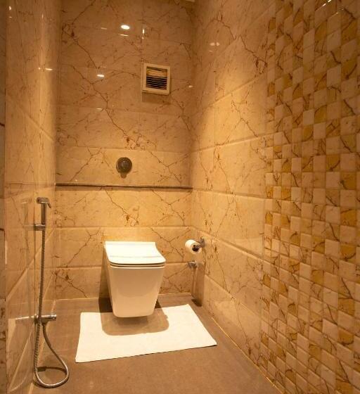 اتاق لوکس, The Cindrella