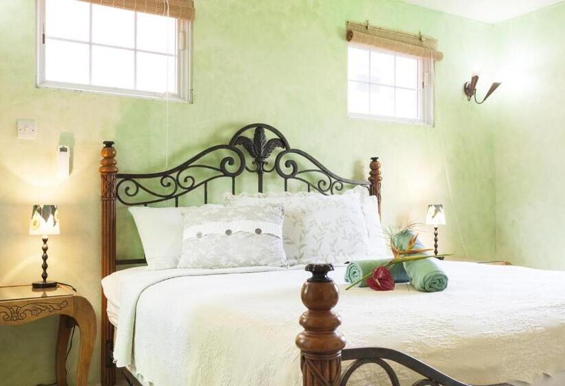 ویلای لوکس 1 خوابه, Maca Bana