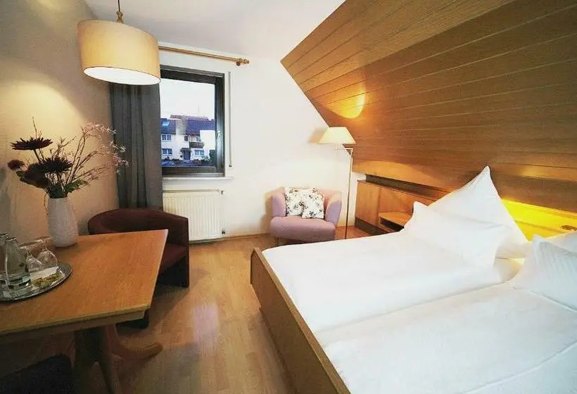 Superior-huone, Gasthof Hirsch