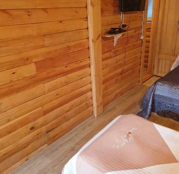 ویلای سوپریور 1 خوابه, гостевой дом Azia