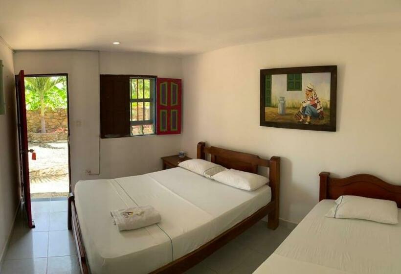 חדר סטנדרט לשלושה, Agroturistico Palma Vino