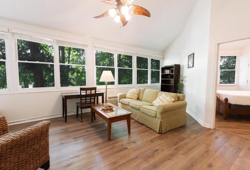 침실 2개 스위트, Halesford Harbour Resort   Smith Mountain Lake