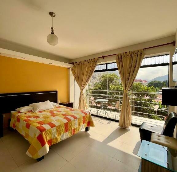 Номер Стандарт, Rumi Wasi