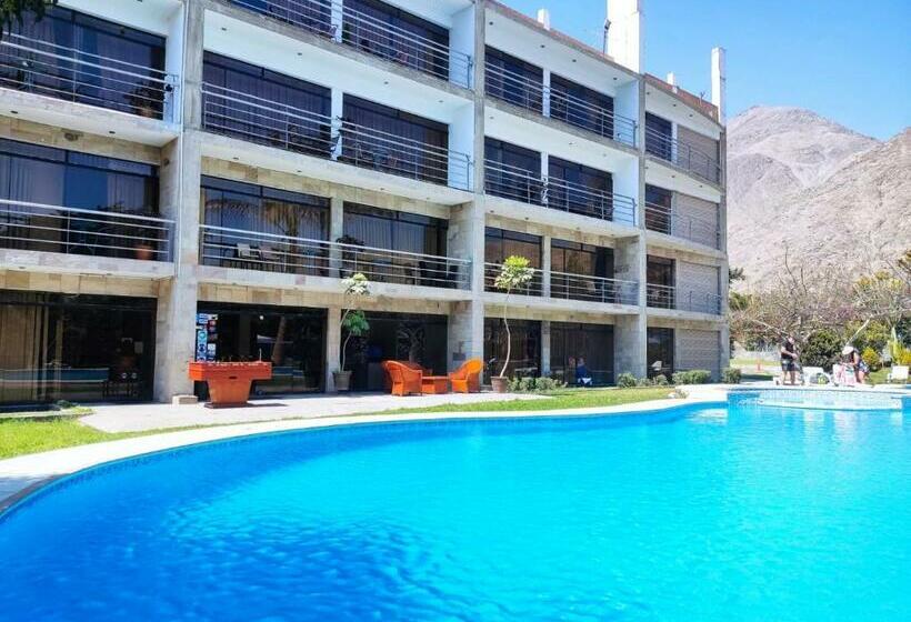 Четырехместный Номер Стандарт Вид на Сад, Rumi Wasi