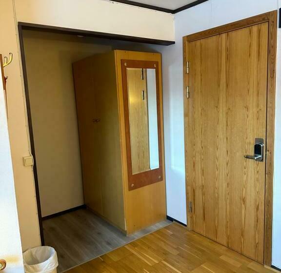 غرفة إقتصادية فردية, Camp Skytterhuset