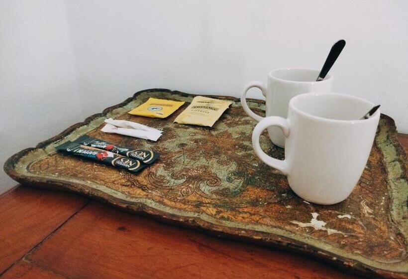 غرفة قياسية مطلّة علي الحديقة, Aur Blan   Chambres Le Somail