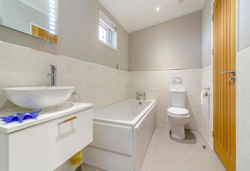 Дом 2 Спальни, Camper Uk Leisure Park