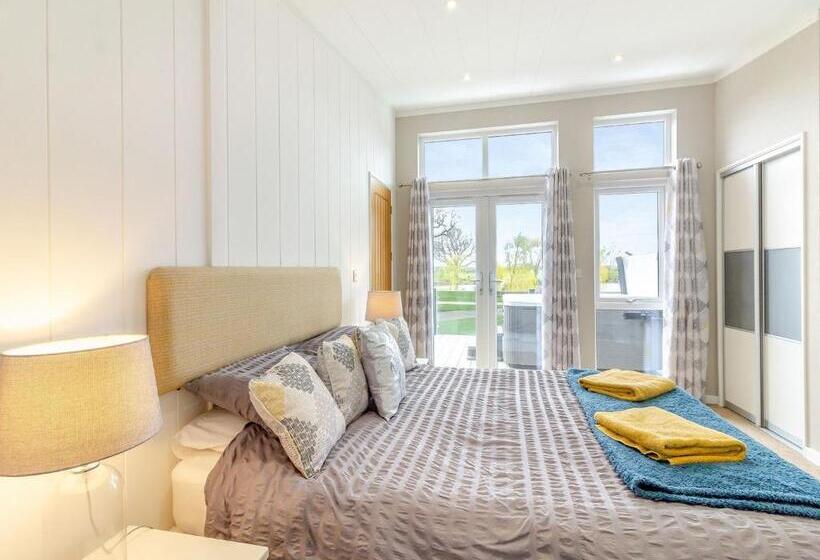 Дом 2 Спальни, Camper Uk Leisure Park