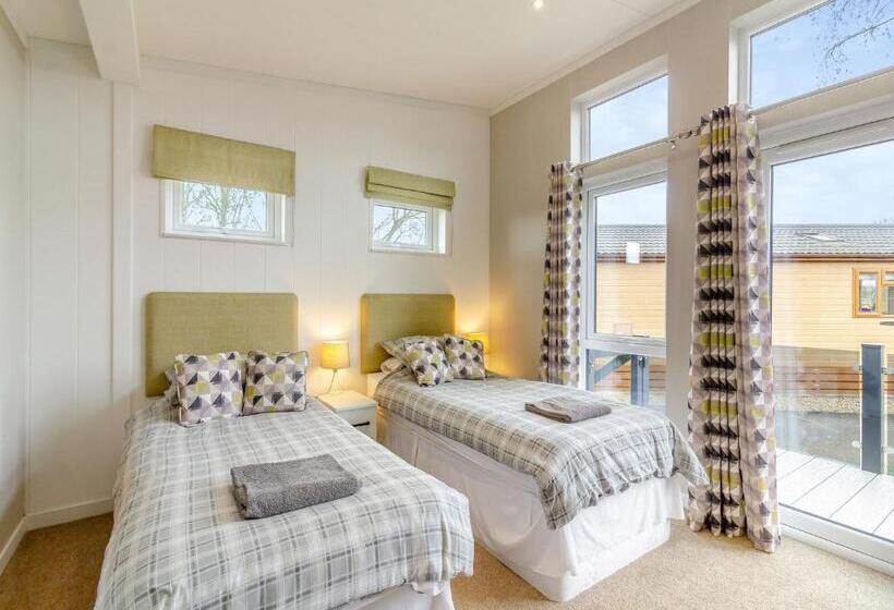 Дом 2 Спальни, Camper Uk Leisure Park