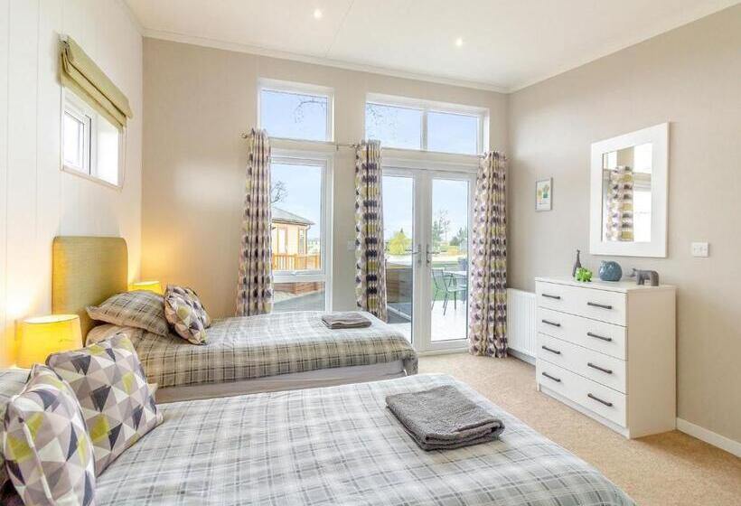 Дом 2 Спальни, Camper Uk Leisure Park