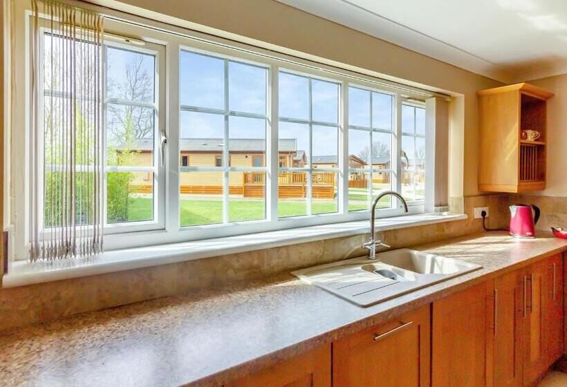 Дом 3 Спальни, Camper Uk Leisure Park