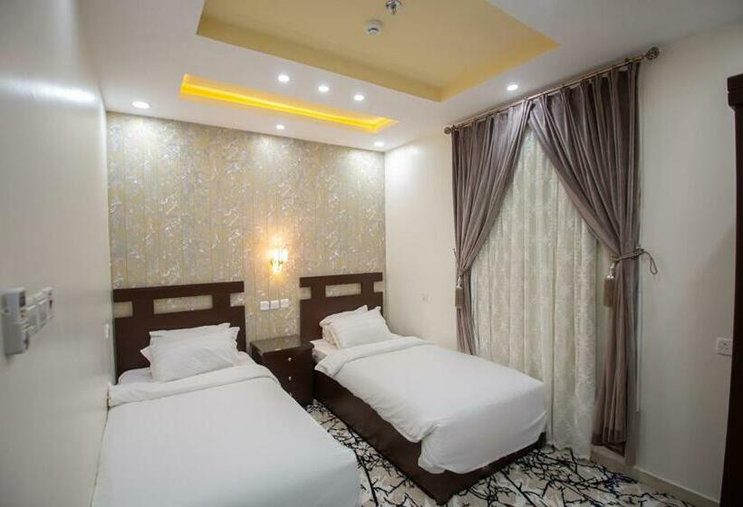 Apartamento 2 Dormitórios, منتصف البيعة للشقق المخدومة