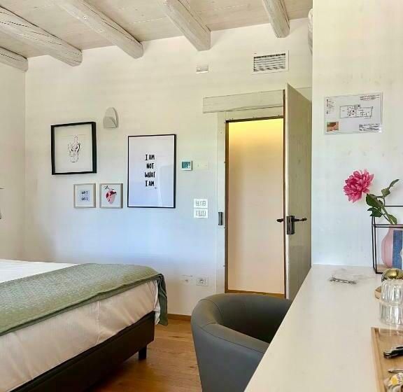 חדר דלוקס, B&b La Corte Dei Vizi