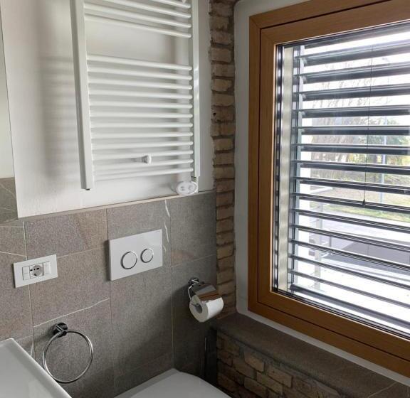 اتاق استاندارد با تخت بزرگ, B&b La Corte Dei Vizi