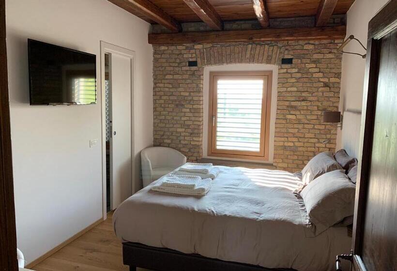 חדר סטנדרט עם מיטת קינג, B&b La Corte Dei Vizi