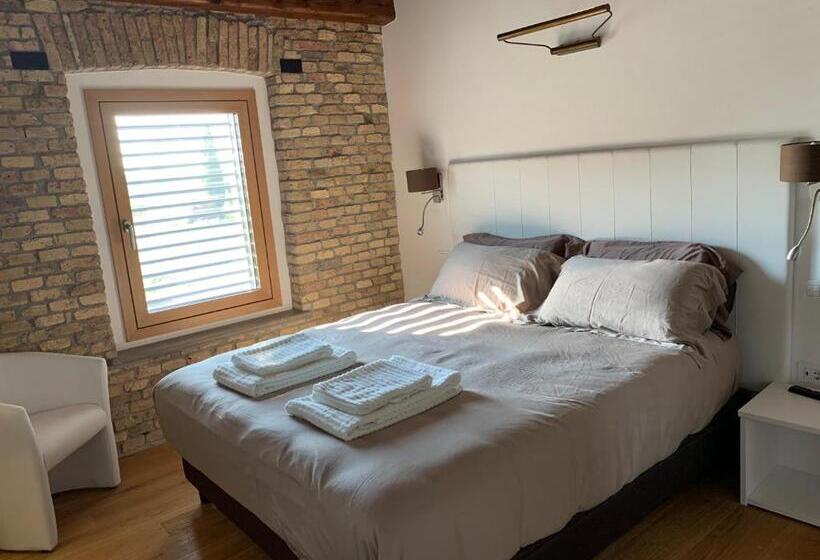 חדר סטנדרט עם מיטת קינג, B&b La Corte Dei Vizi