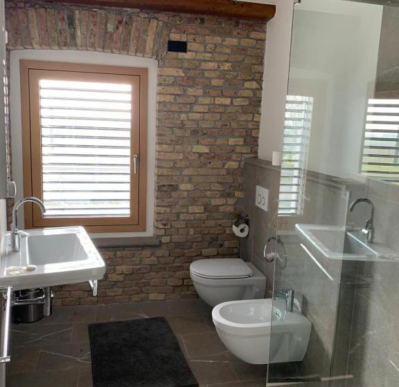 اتاق استاندارد با تخت بزرگ, B&b La Corte Dei Vizi