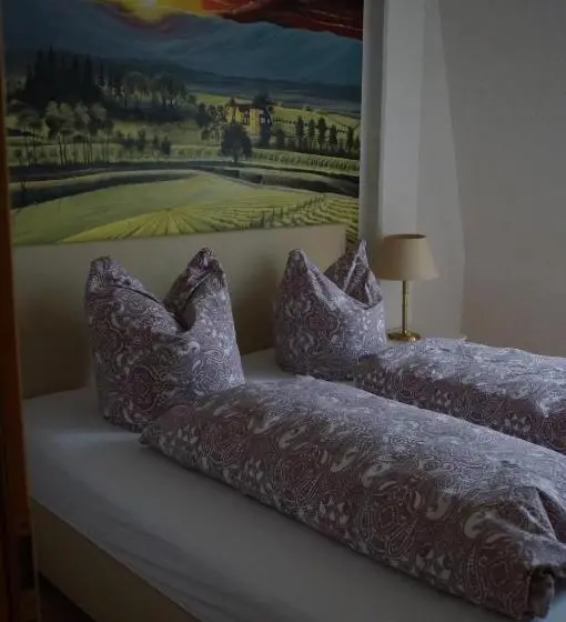 スタンダードルーム, Ferienwohnung Castellberg