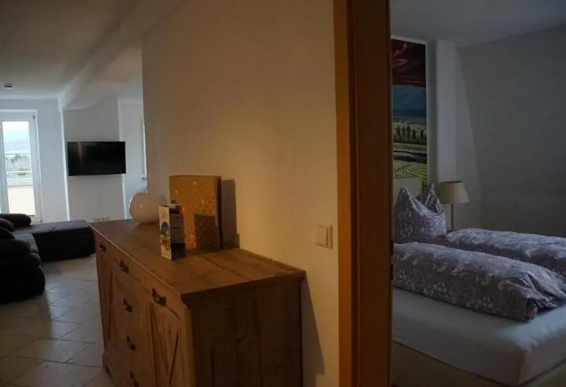 スタンダードルーム, Ferienwohnung Castellberg