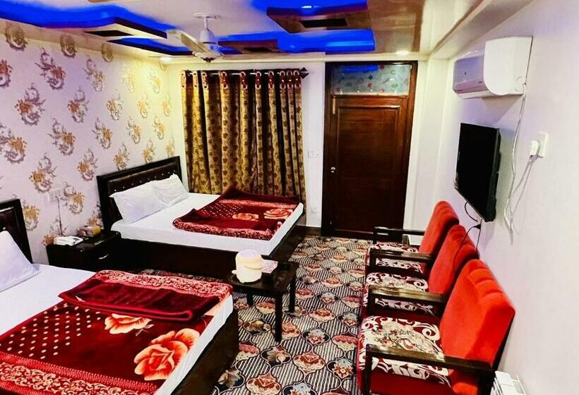 اتاق اکونومی, Jan Luxury