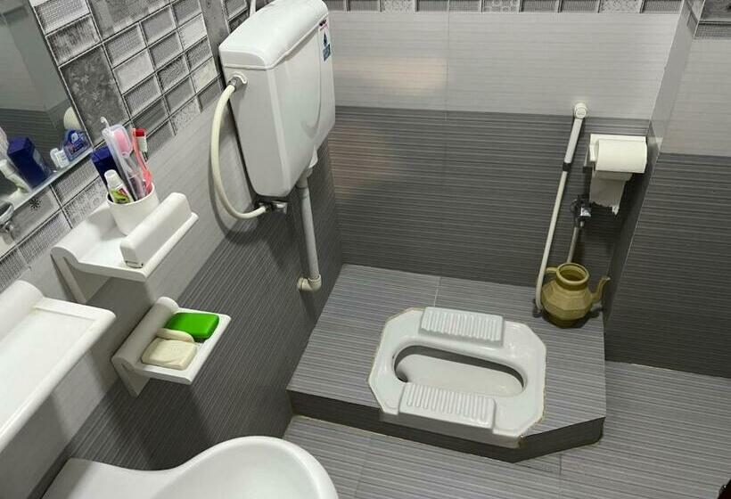 اتاق لوکس سه تخته, Jan Luxury