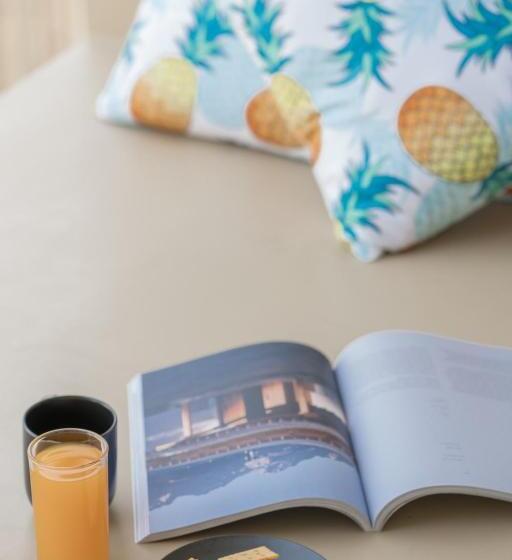 패밀리 스위트, Yanud Residence