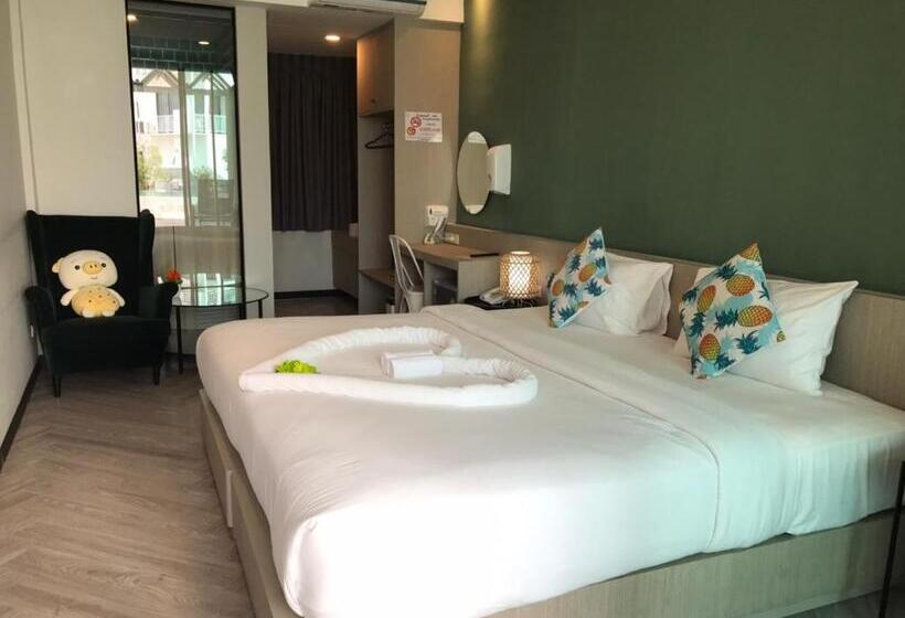 패밀리 스위트, Yanud Residence