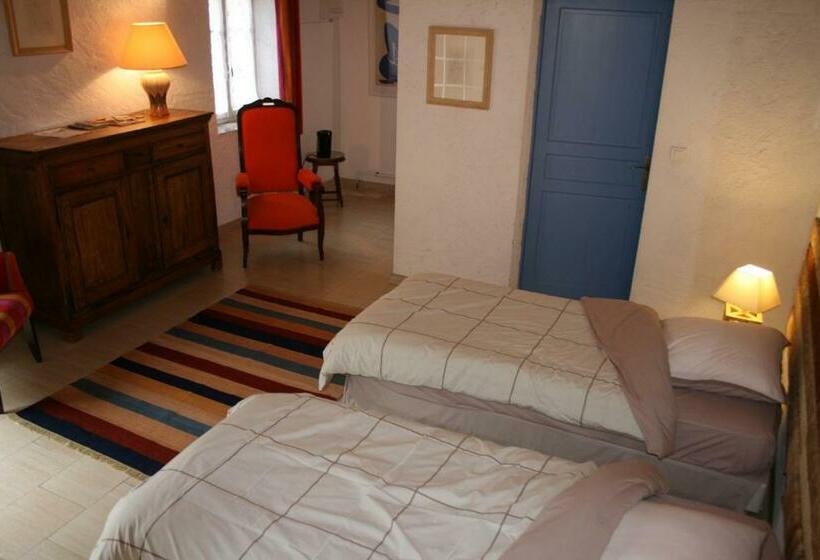 غرفة قياسية ثلاثية مطلة علي الحديقة, Les Vitarelles En Quercy