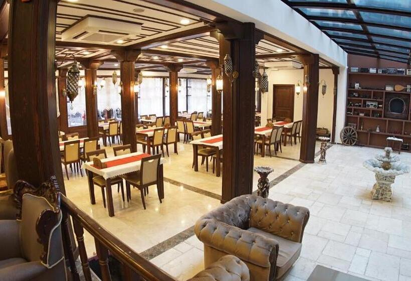 家庭间, Bursa Grand Fami̇ly Hotel & Spa