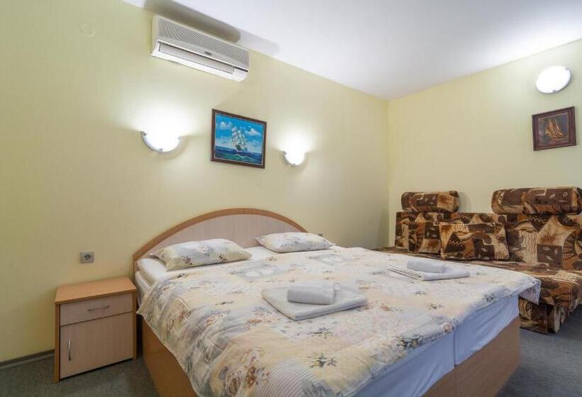 Номер Deluxe, Atlantic Complex Ravda