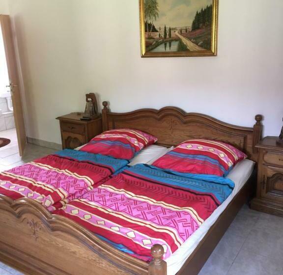 家庭间, Biogut Evensen