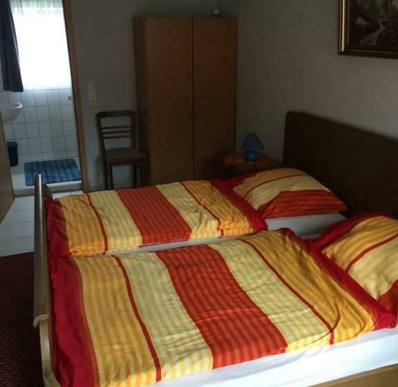 家庭间, Biogut Evensen